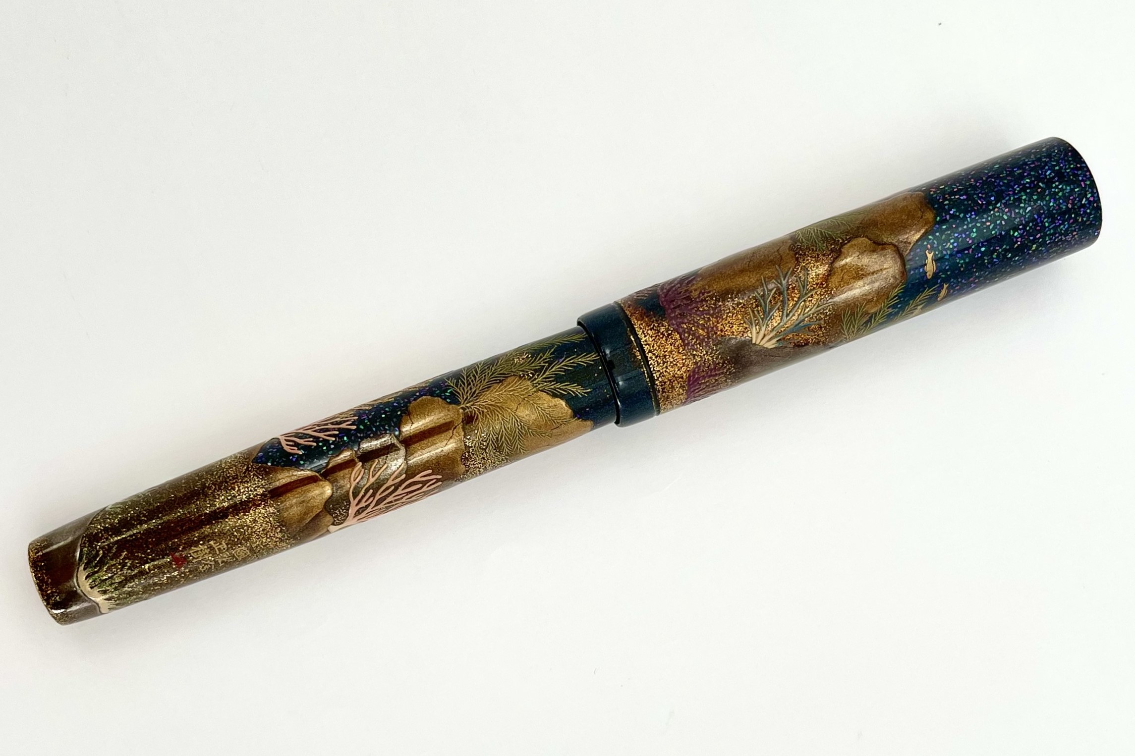 Namiki2021LimitedEditionEmperorCoralMakieFountainPen_I